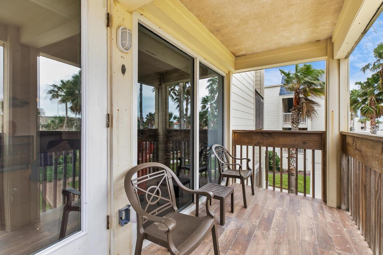 Newly Decorated Condo In Beautiful Beachfront Resort South Padre Island Exteriör bild