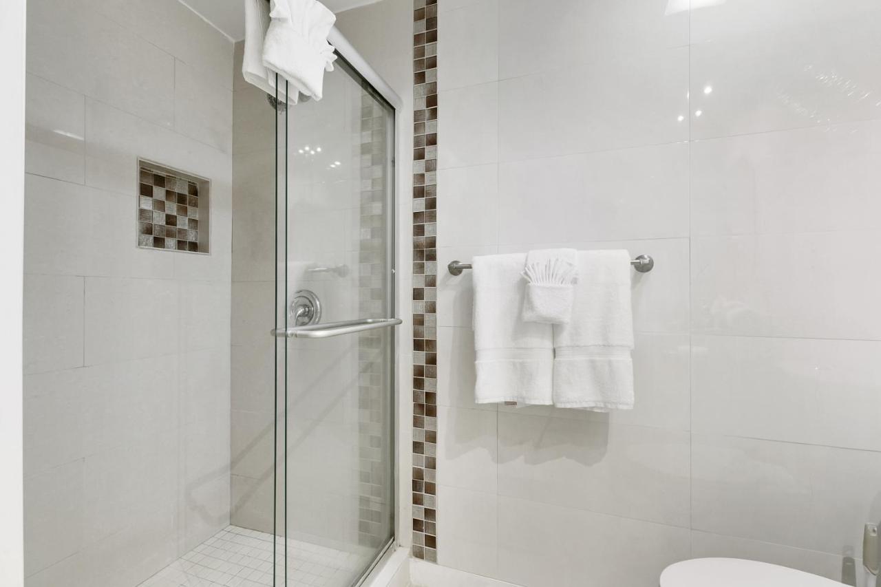 Newly Decorated Condo In Beautiful Beachfront Resort South Padre Island Exteriör bild